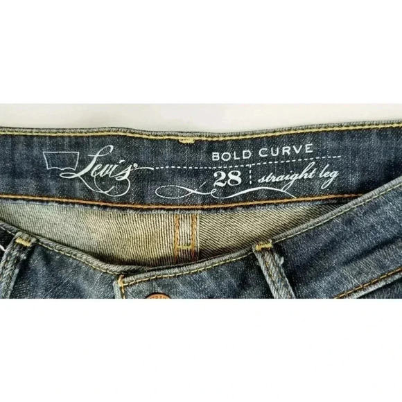 Levi's Size 28X30 Bold Curve Women's Straight Leg Blue Denim 5 Pocket Jeans - Picture 4 of 12